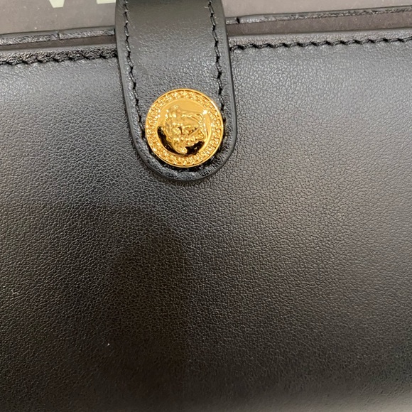 Versace wallet - Picture 2 of 14